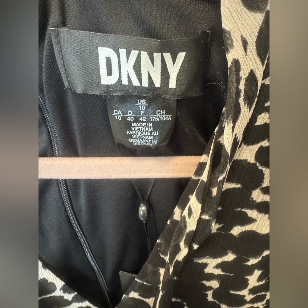 DKNY Animal Print dress Leopard knee length - Picture 4 of 6
